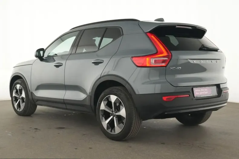 Volvo XC40 din 2023 cu 38.835 km - oferta VOL206995 - foto 7