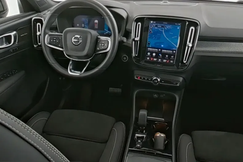 Volvo XC40 din 2023 cu 46.582 km - oferta VOL206997 - foto 15