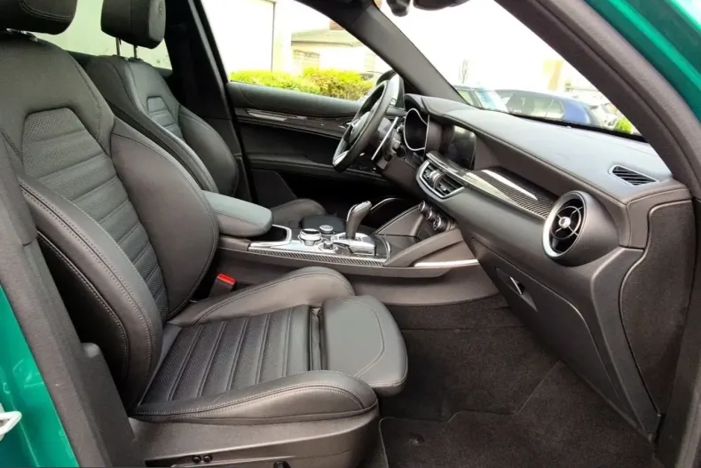 Alfa Romeo Stelvio din 2023 cu 12.868 km - oferta ALF206999 - foto 7