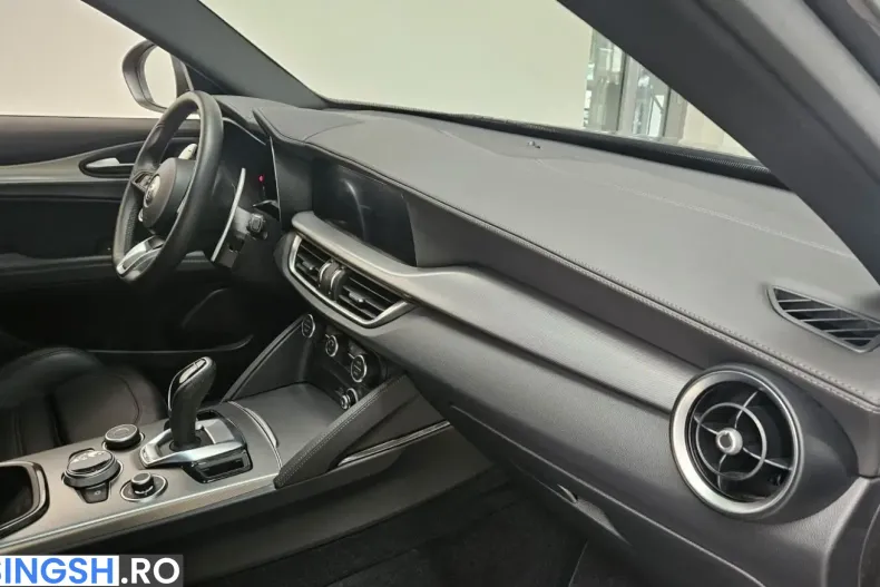 Alfa Romeo Stelvio din 2024 cu 45.422 km - oferta ALF207005 - foto 13
