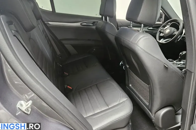 Alfa Romeo Stelvio din 2024 cu 45.422 km - oferta ALF207005 - foto 18