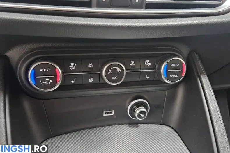 Alfa Romeo Stelvio din 2024 cu 45.422 km - oferta ALF207005 - foto 32