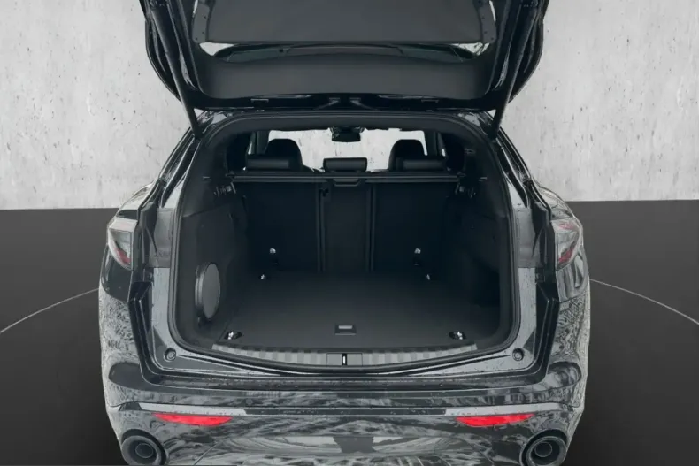 Alfa Romeo Stelvio din 2025 cu 24.000 km - oferta ALF207006 - foto 17