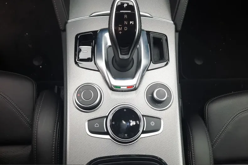 Alfa Romeo Stelvio din 2024 cu 34.465 km - oferta ALF207007 - foto 28