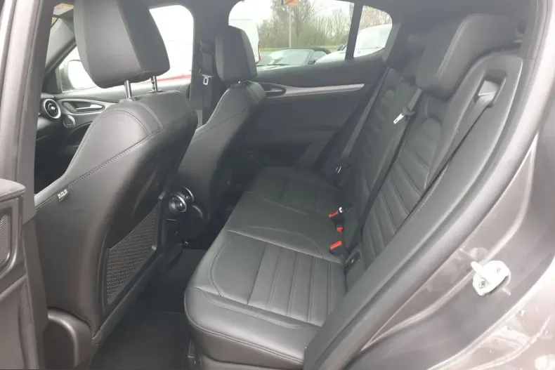 Alfa Romeo Stelvio din 2024 cu 34.465 km - oferta ALF207007 - foto 30