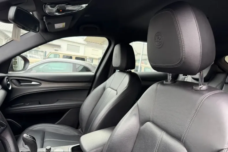 Alfa Romeo Stelvio din 2022 cu 27.400 km - oferta ALF207008 - foto 14