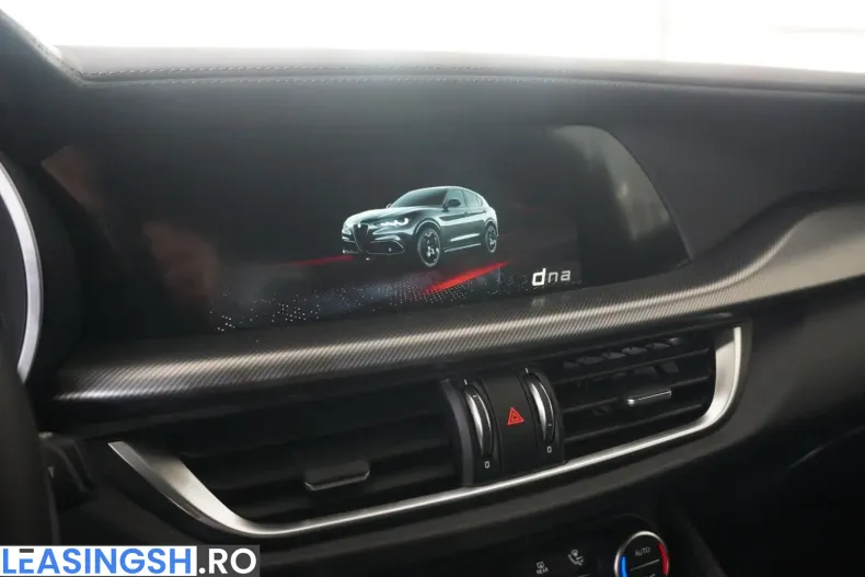 Alfa Romeo Stelvio din 2024 cu 49.990 km - oferta ALF207011 - foto 37
