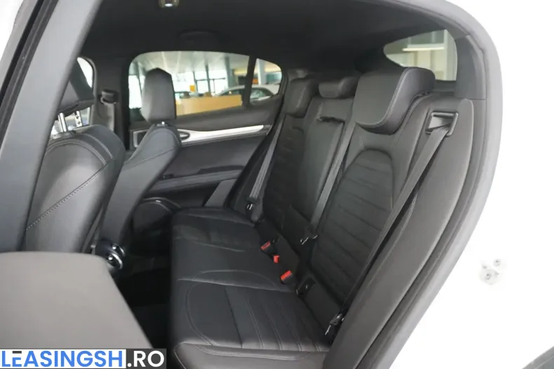 Alfa Romeo Stelvio din 2024 cu 49.990 km - oferta ALF207011 - foto 40