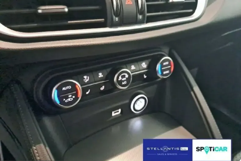 Alfa Romeo Stelvio din 2024 cu 48.530 km - oferta ALF207012 - foto 18