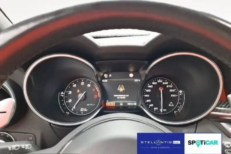 Alfa Romeo Stelvio din 2023 cu 52.934 km - oferta ALF207013 - foto 13