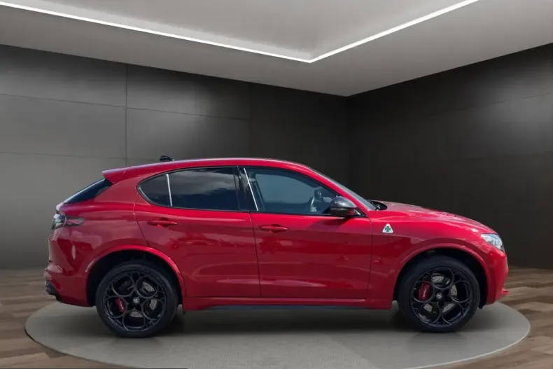 Alfa Romeo Stelvio din 2023 cu 21.180 km - oferta ALF207016 - foto 3