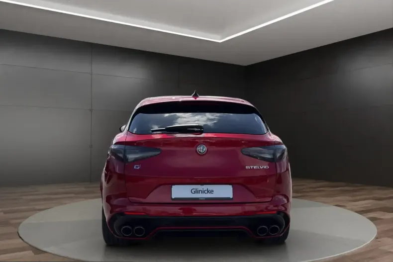 Alfa Romeo Stelvio din 2023 cu 21.180 km - oferta ALF207016 - foto 4