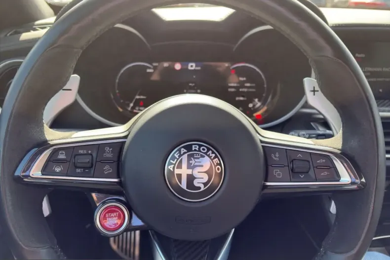 Alfa Romeo Stelvio din 2023 cu 21.180 km - oferta ALF207016 - foto 14