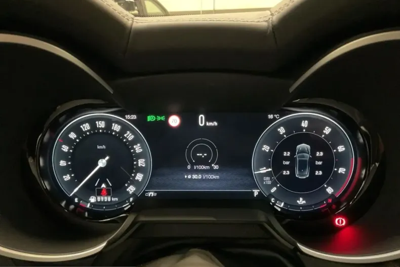 Alfa Romeo Stelvio din 2024 cu 10.500 km - oferta ALF207017 - foto 13