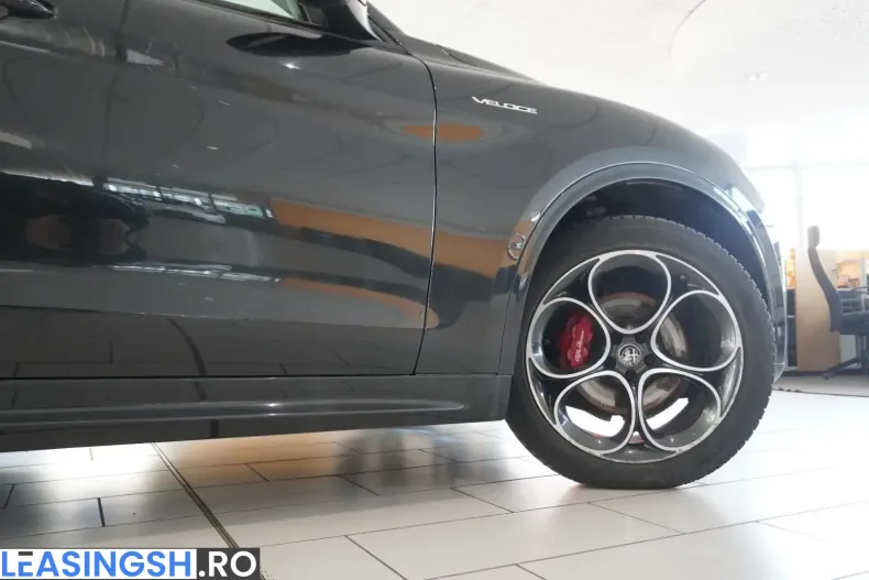 Alfa Romeo Stelvio din 2024 cu 49.350 km - oferta ALF207018 - foto 9