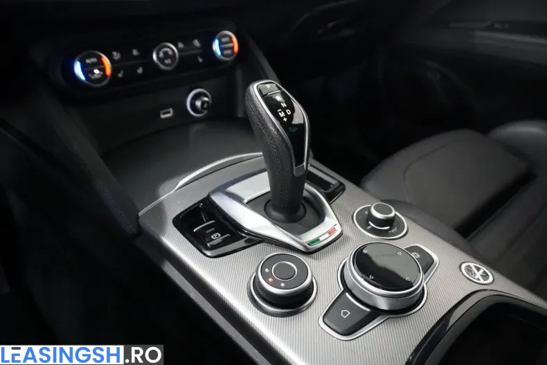 Alfa Romeo Stelvio din 2024 cu 49.350 km - oferta ALF207018 - foto 37