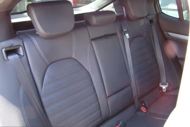 Alfa Romeo Stelvio din 2024 cu 3.040 km - oferta ALF207019 - foto 24