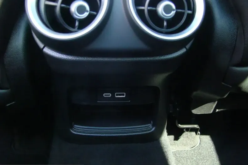 Alfa Romeo Stelvio din 2024 cu 3.040 km - oferta ALF207019 - foto 25