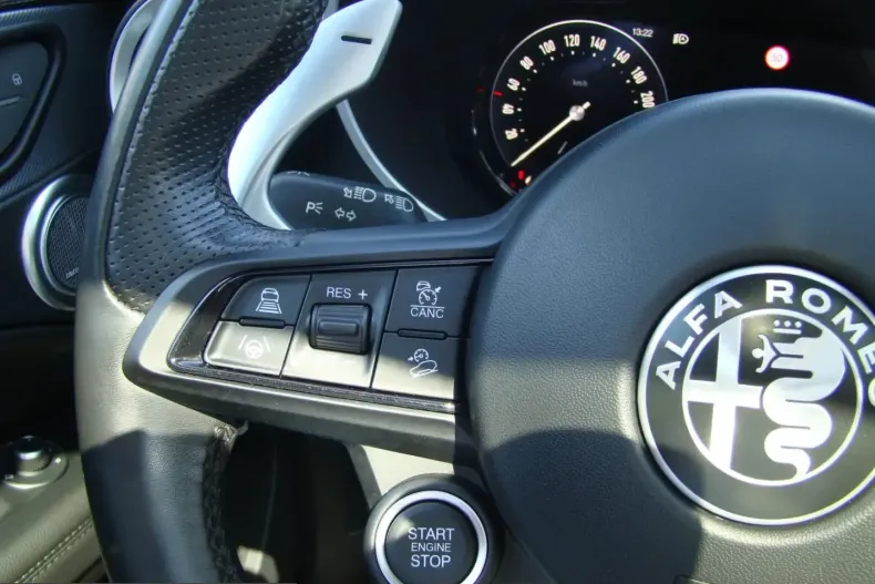 Alfa Romeo Stelvio din 2024 cu 3.040 km - oferta ALF207019 - foto 27