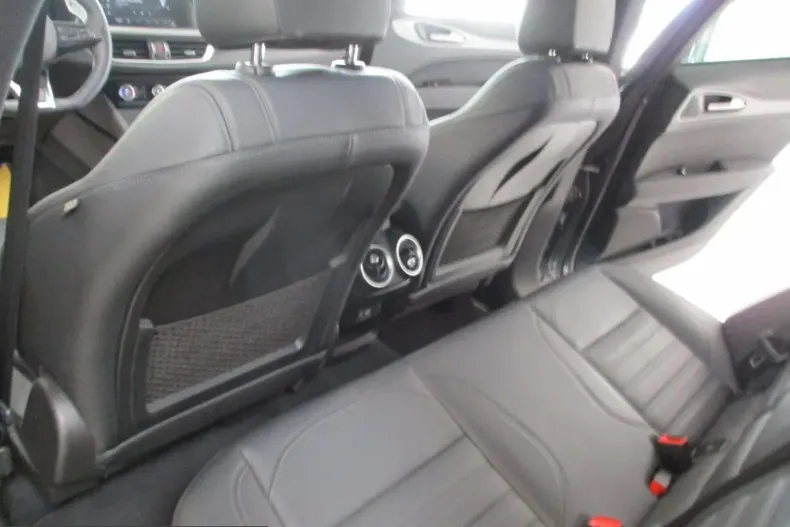 Alfa Romeo Stelvio din 2024 cu 31.911 km - oferta ALF207021 - foto 15