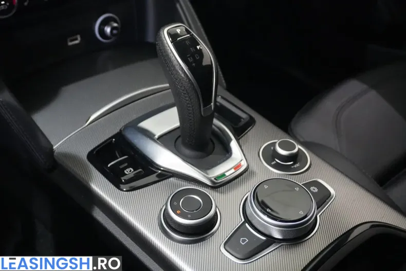 Alfa Romeo Stelvio din 2024 cu 54.290 km - oferta ALF207022 - foto 35