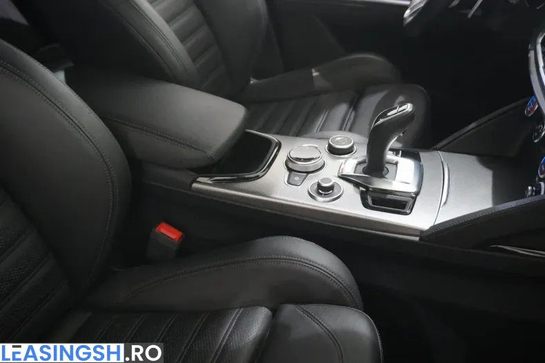 Alfa Romeo Stelvio din 2024 cu 54.290 km - oferta ALF207022 - foto 46