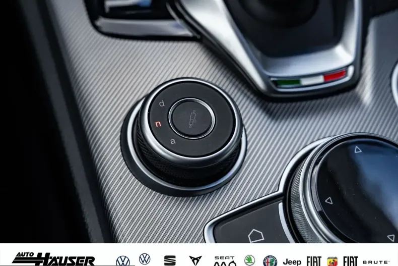 Alfa Romeo Stelvio din 2023 cu 45.992 km - oferta ALF207024 - foto 29