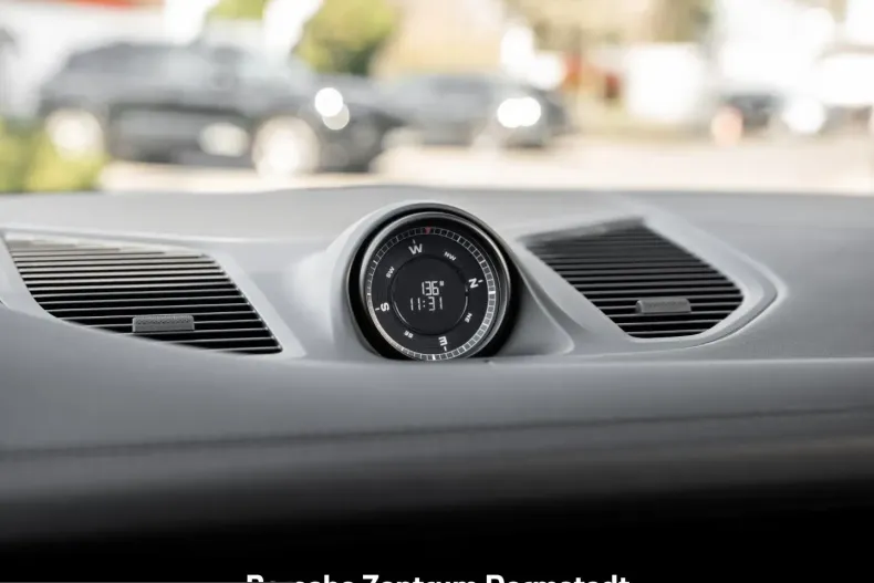 Porsche Cayenne din 2024 cu 44.293 km - oferta POR207032 - foto 25