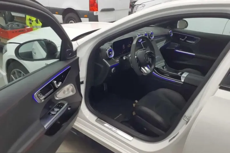 Mercedes-Benz C 43 AMG (Clasa C) din 2024 cu 7.616 km - oferta MER207033 - foto 8