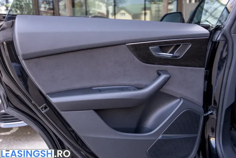 Audi Q8 din 2022 cu 53.000 km - oferta AUD207038 - foto 19