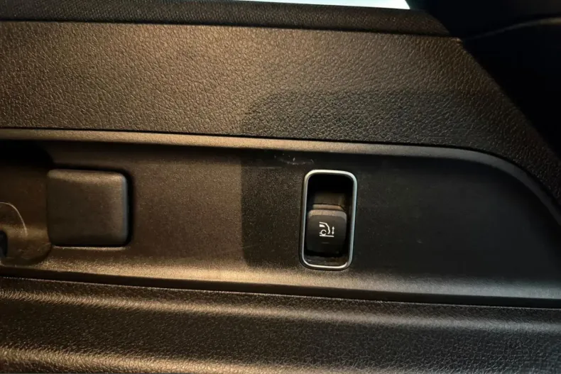 Mercedes-Benz GLE 350 (Clasa GLE) din 2022 cu 147.000 km - oferta MER207044 - foto 18