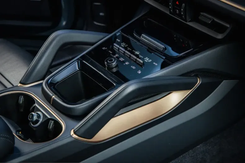 Porsche Cayenne din 2024 cu 41.000 km - oferta POR207046 - foto 18