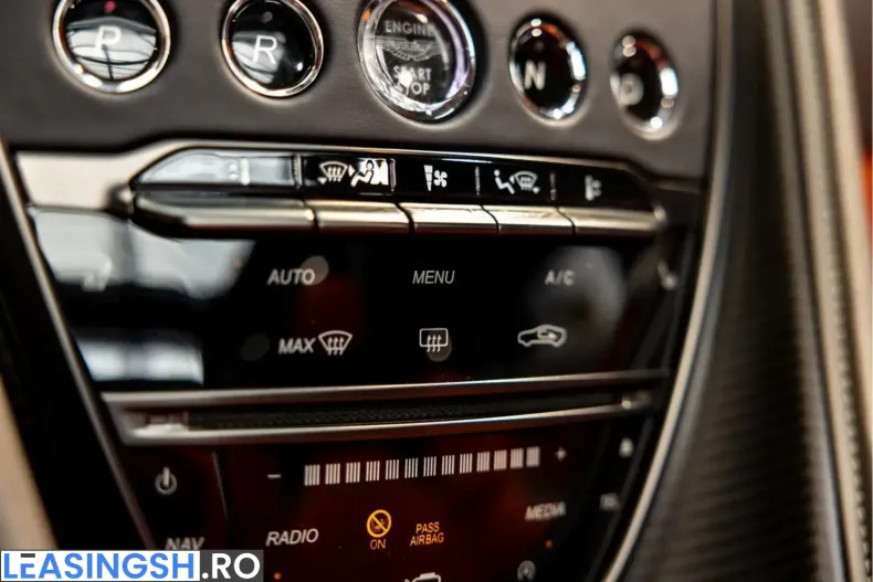 Aston Martin DBS din 2024 cu 3.500 km - oferta AST207050 - foto 29