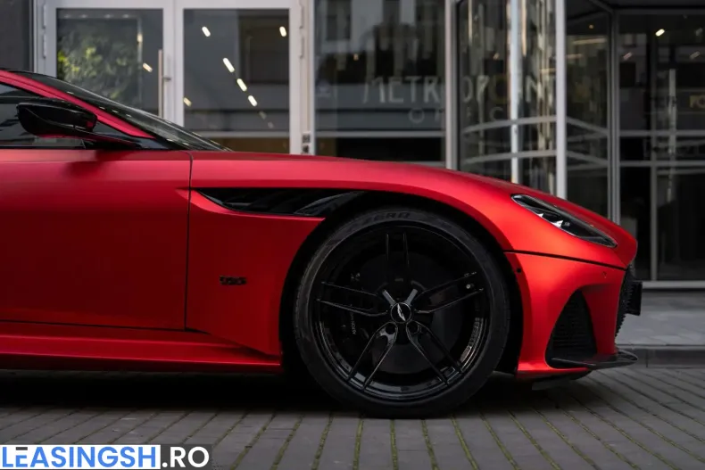 Aston Martin DBS din 2023 cu 17.720 km - oferta AST207051 - foto 9