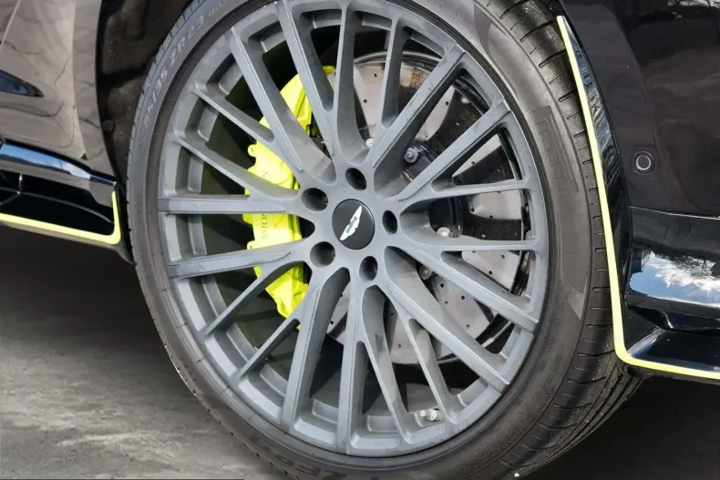 Aston Martin DBX din 2025 cu 15.000 km - oferta AST207052 - foto 4