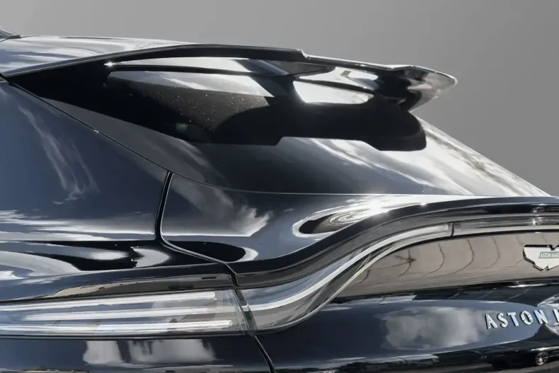 Aston Martin DBX din 2025 cu 15.000 km - oferta AST207052 - foto 8