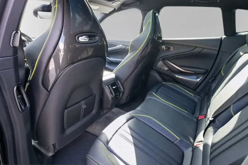 Aston Martin DBX din 2025 cu 15.000 km - oferta AST207052 - foto 19