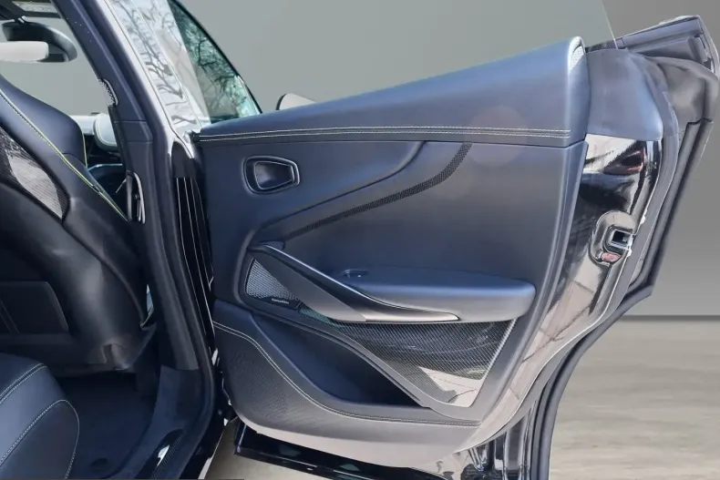 Aston Martin DBX din 2025 cu 15.000 km - oferta AST207052 - foto 22