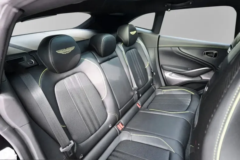 Aston Martin DBX din 2025 cu 15.000 km - oferta AST207052 - foto 24