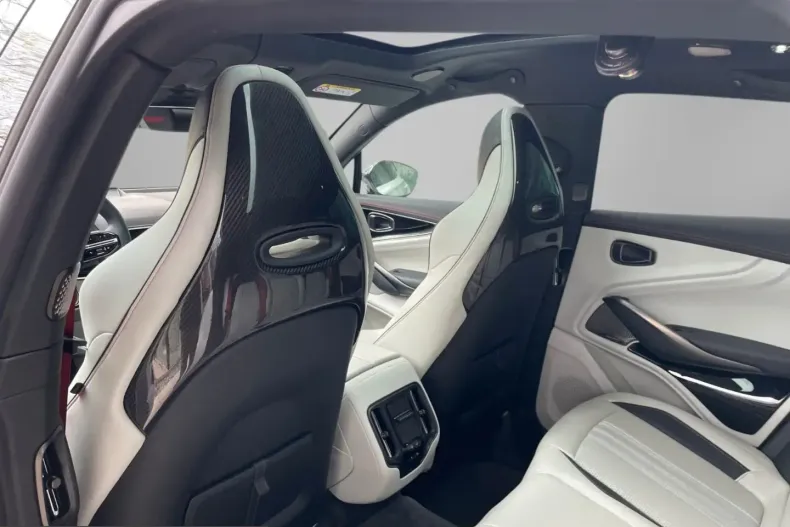 Aston Martin DBX din 2024 cu 29.999 km - oferta AST207053 - foto 11