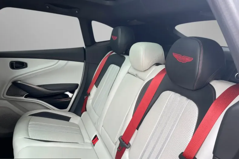 Aston Martin DBX din 2024 cu 29.999 km - oferta AST207053 - foto 12