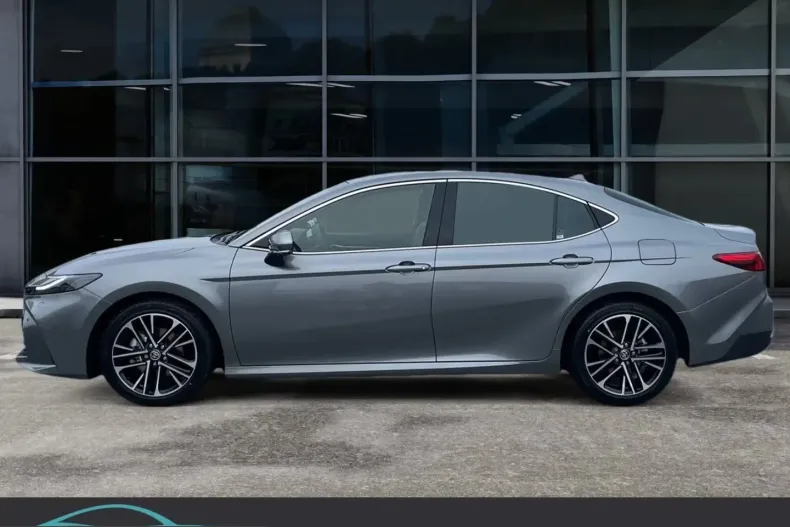 Toyota Camry din 2025 cu 15 km - oferta TOY207072 - foto 4