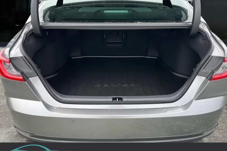 Toyota Camry din 2025 cu 15 km - oferta TOY207072 - foto 9