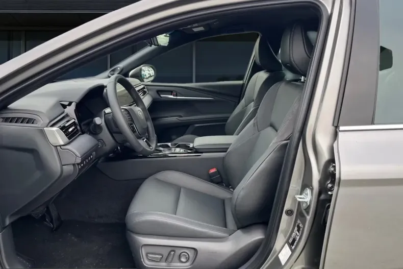 Toyota Camry din 2025 cu 15 km - oferta TOY207072 - foto 16