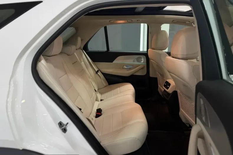 Mercedes-Benz GLE 350 (Clasa GLE) din 2021 cu 86.568 km - oferta MER207074 - foto 24