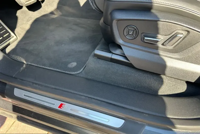 Audi Q8 din 2022 cu 99.000 km - oferta AUD207075 - foto 11