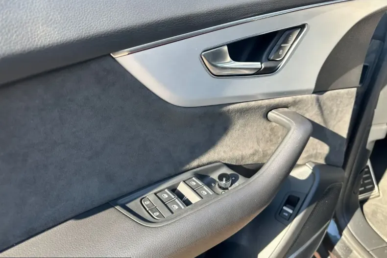 Audi Q8 din 2022 cu 99.000 km - oferta AUD207075 - foto 15