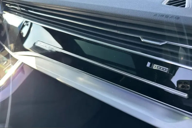 Audi Q8 din 2022 cu 99.000 km - oferta AUD207075 - foto 22