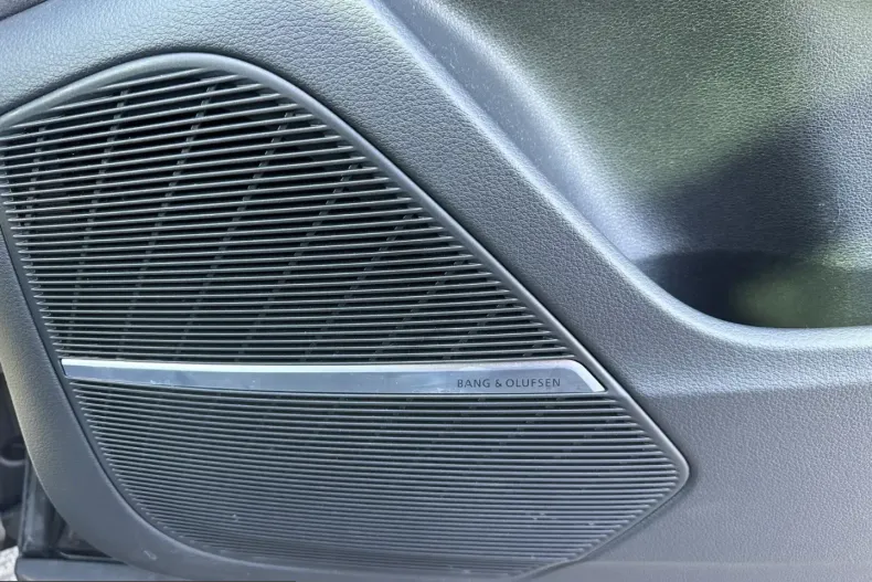 Audi Q8 din 2022 cu 99.000 km - oferta AUD207075 - foto 25