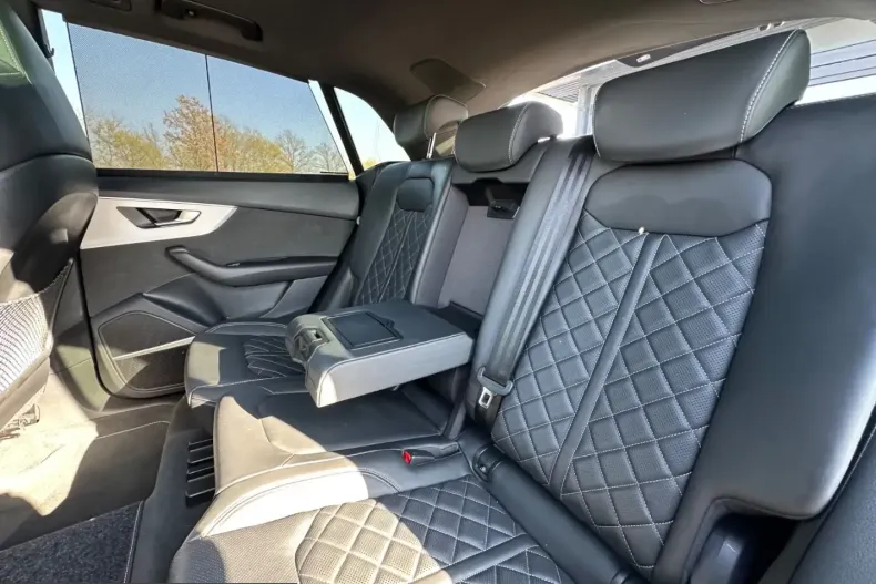 Audi Q8 din 2022 cu 99.000 km - oferta AUD207075 - foto 30